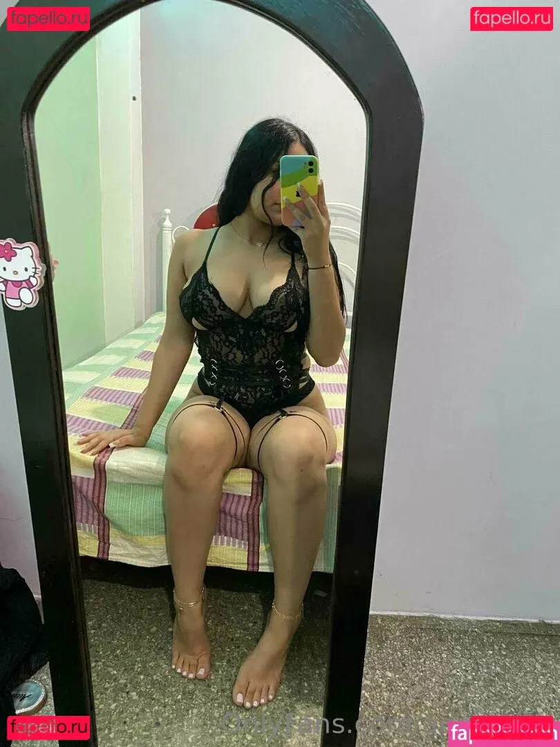 Adrieamb Onlyfans Photo Gallery 