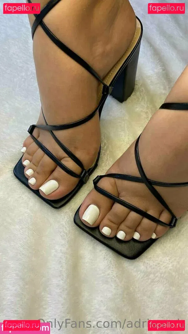 Adrieamb Onlyfans Photo Gallery 