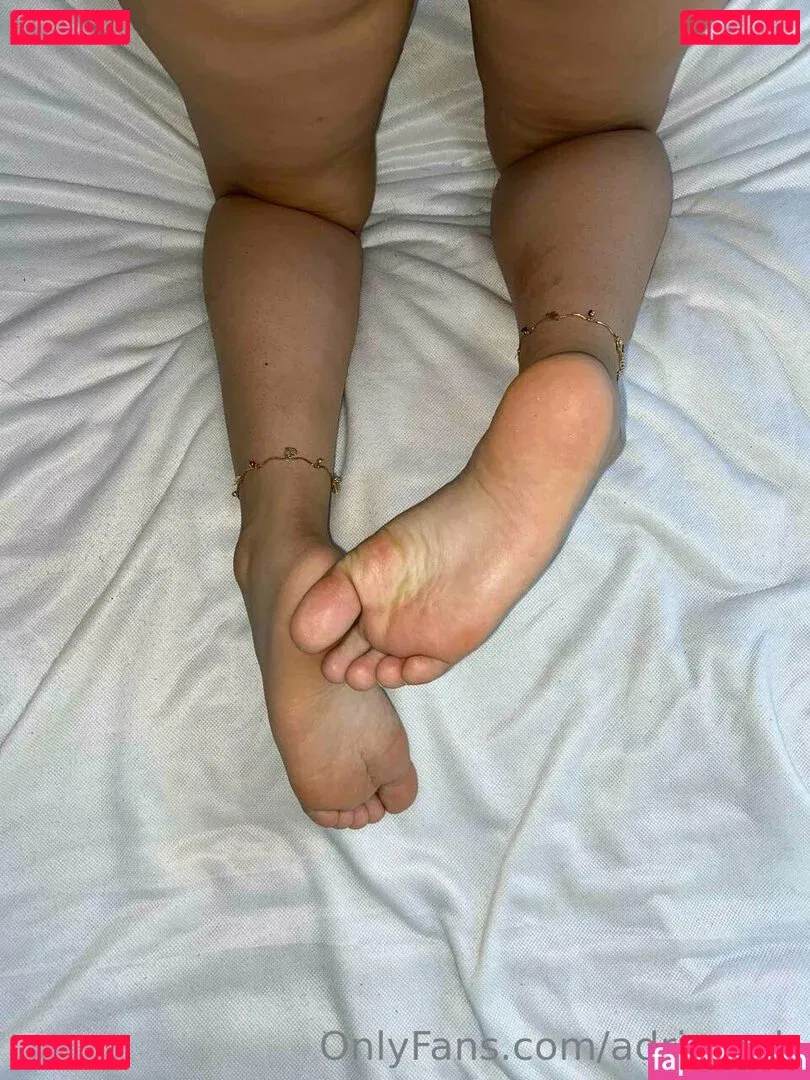 Adrieamb Onlyfans Photo Gallery 