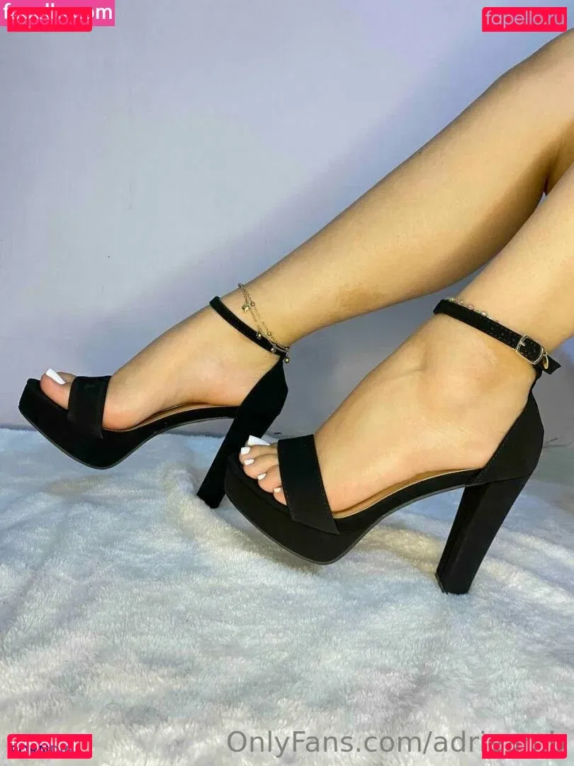 Adrieamb Onlyfans Photo Gallery 