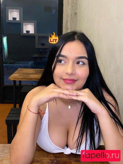 Adrieamb Onlyfans Photo Gallery 