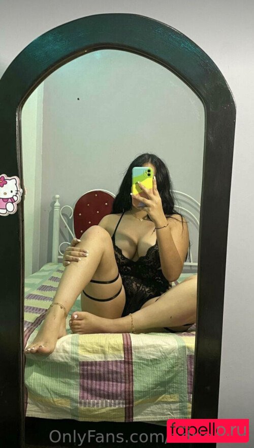 Adrieamb Nude Onlyfans Photo 6