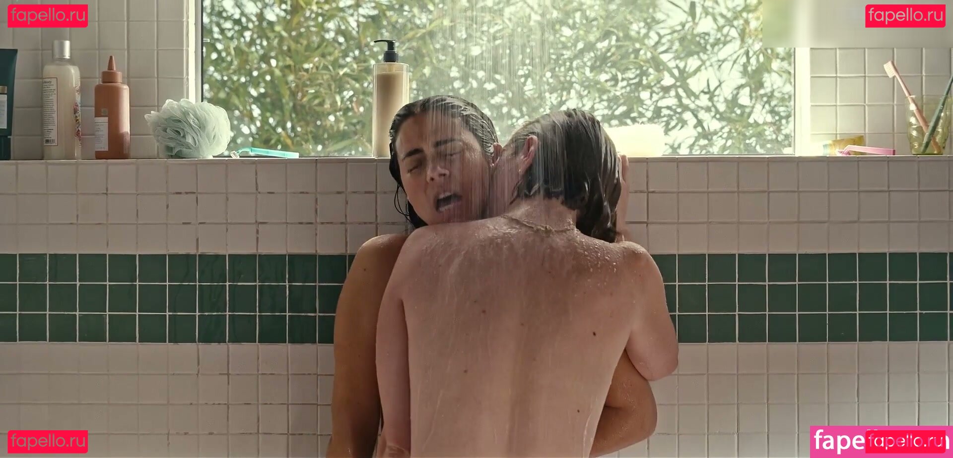 Hannah Einbinder / hannaheinbinder Onlyfans Photo Gallery 