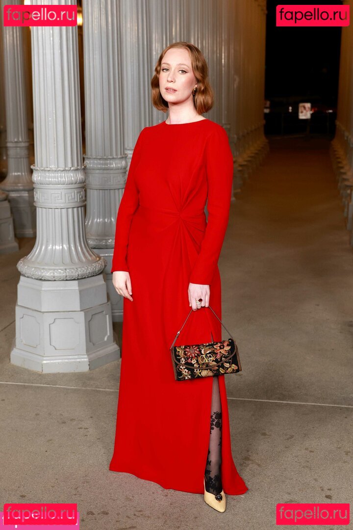 Hannah Einbinder / hannaheinbinder Onlyfans Photo Gallery 