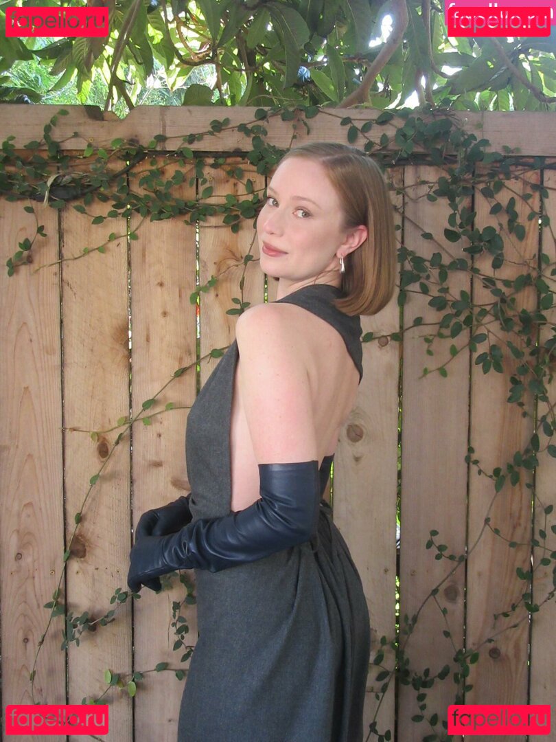 Hannah Einbinder / hannaheinbinder Onlyfans Photo Gallery 