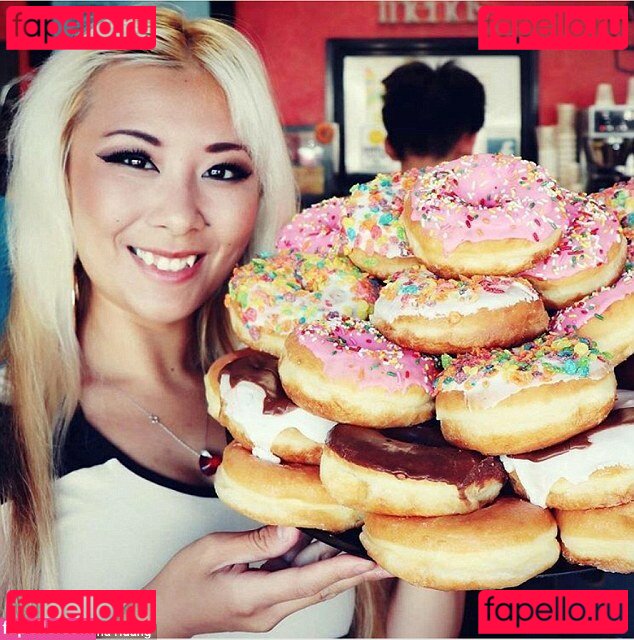 Raina Huang / RainaisCrazy Onlyfans Photo Gallery 