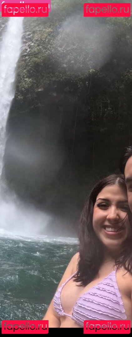 iamsofiabella / sofia.bella Onlyfans Photo Gallery 