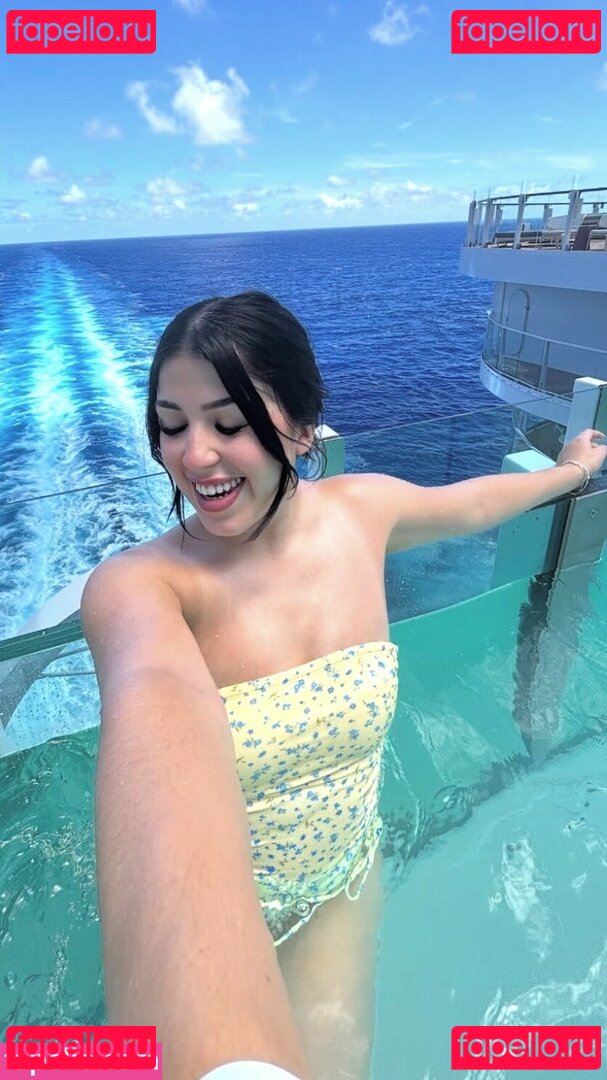 iamsofiabella / sofia.bella Nude Onlyfans Photo 16