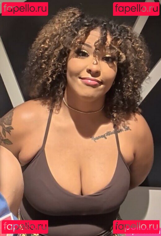 Willow Nightingale / willowwrestles Onlyfans Photo Gallery 