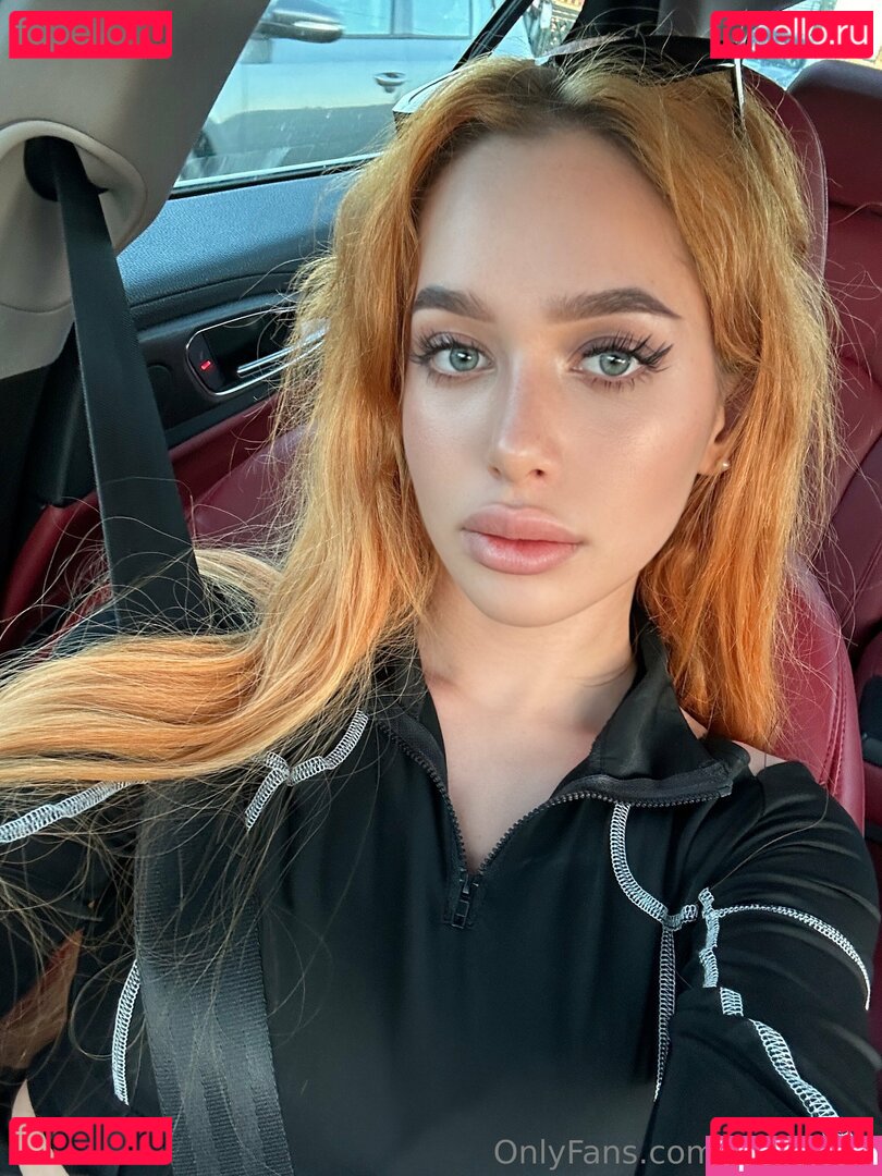 Chloeziva / chloe_ziva_official / chloeziva_vip Onlyfans Photo Gallery 