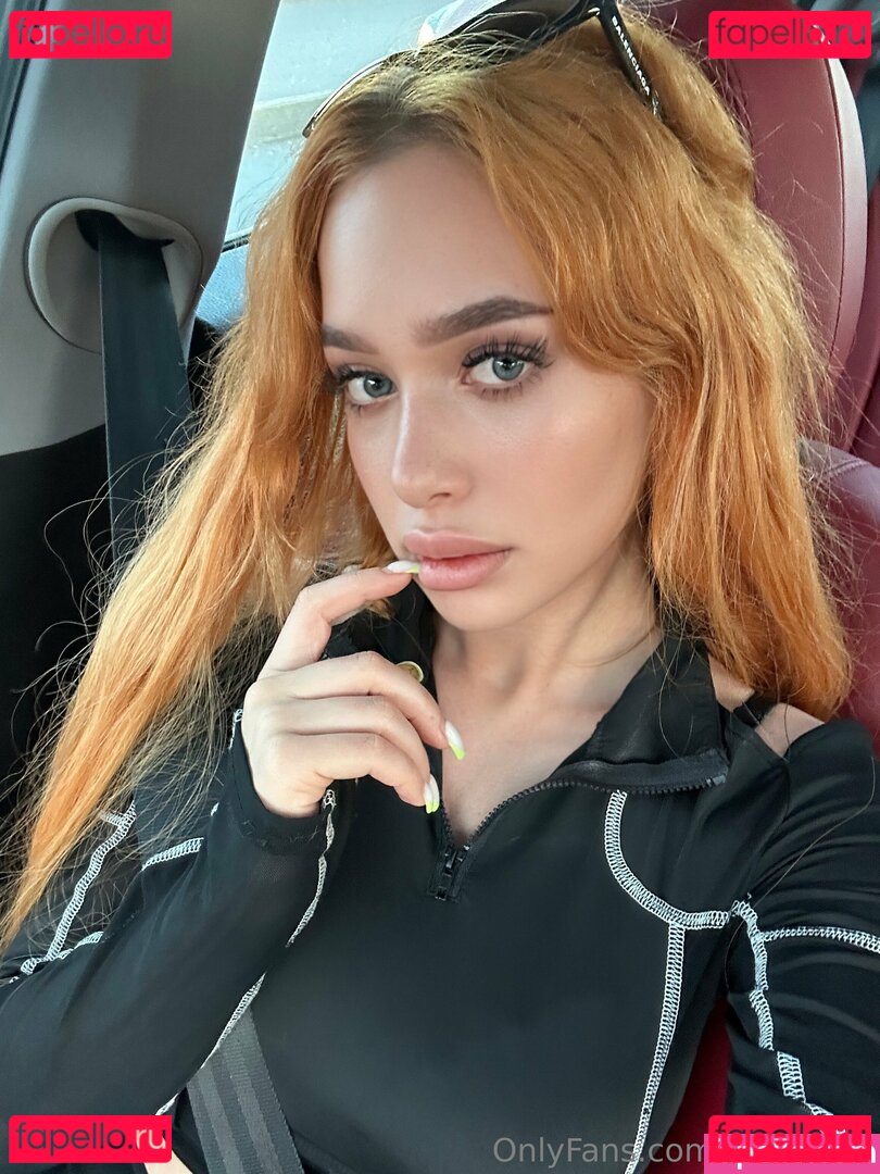 Chloeziva / chloe_ziva_official / chloeziva_vip Onlyfans Photo Gallery 