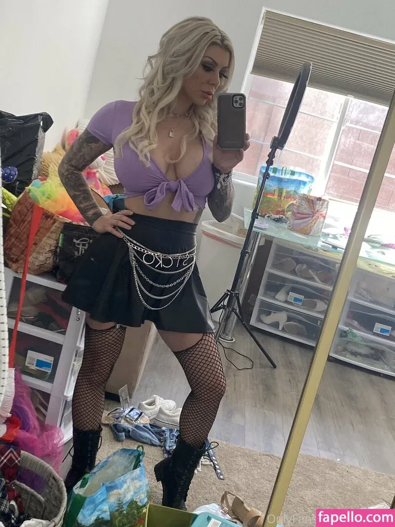 karmarx Onlyfans Photo Gallery 