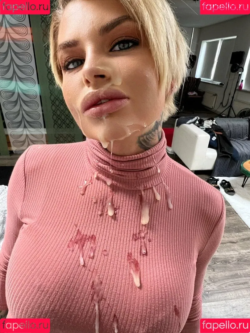 Merry4Fun Onlyfans Photo Gallery 