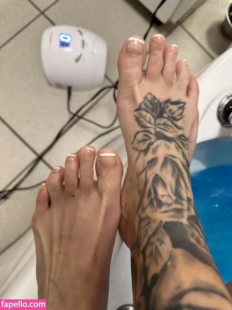 Merry4Fun Onlyfans Photo Gallery 