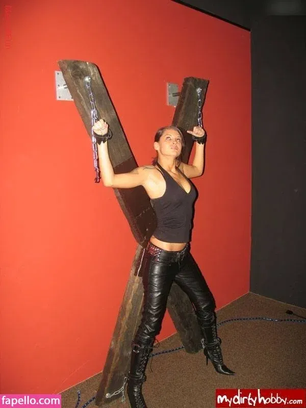 Merry4Fun Onlyfans Photo Gallery 