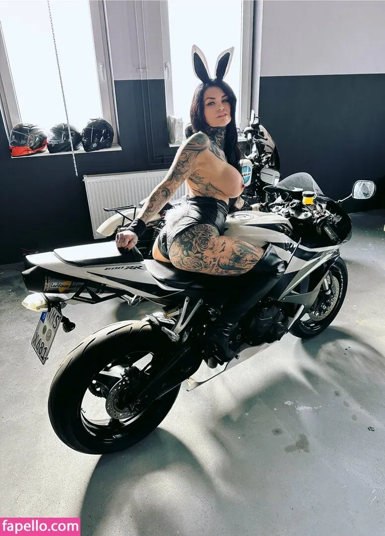 Merry4Fun Onlyfans Photo Gallery 