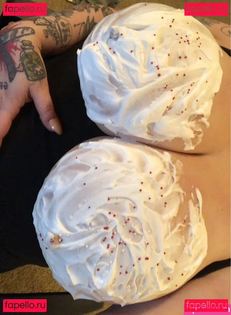 SpookyGirlLove Onlyfans Photo Gallery 