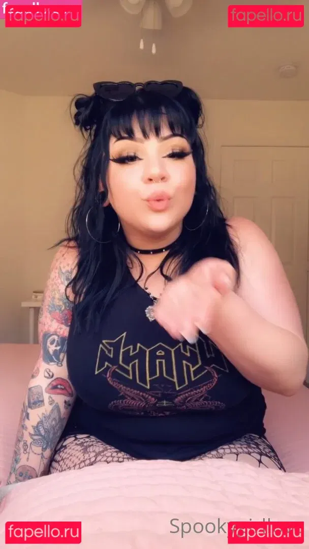 SpookyGirlLove Onlyfans Photo Gallery 