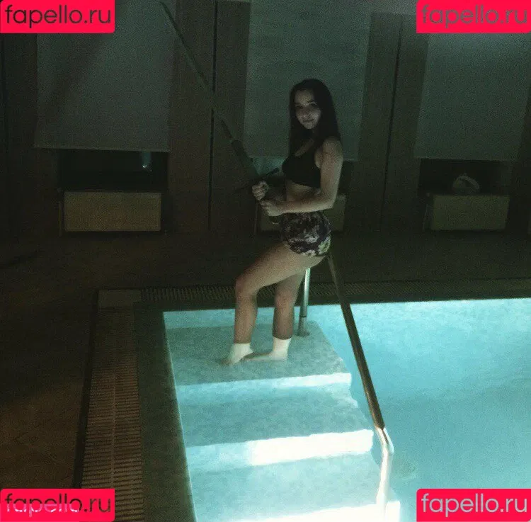 Elena Deligioz Onlyfans Photo Gallery 