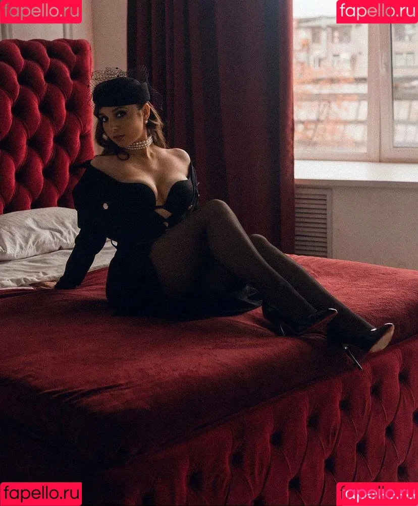 Elena Deligioz Onlyfans Photo Gallery 