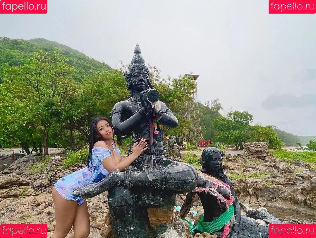 Sirijit Showduree Onlyfans Photo Gallery 