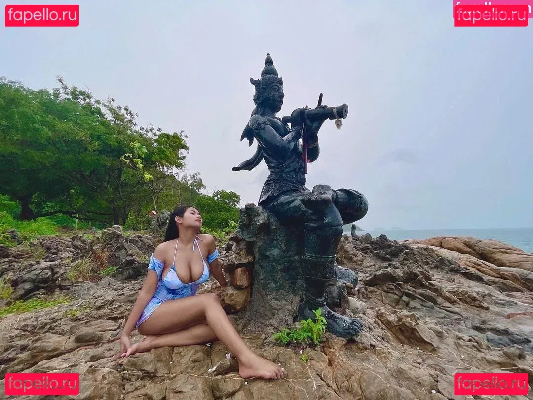 Sirijit Showduree Onlyfans Photo Gallery 