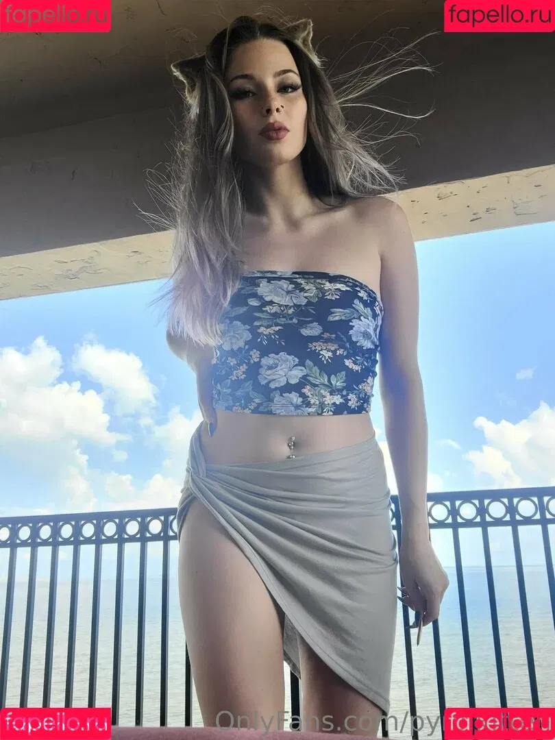 Pyro Kitten Onlyfans Photo Gallery 