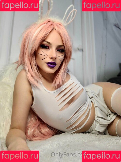 Pyro Kitten Onlyfans Photo Gallery 
