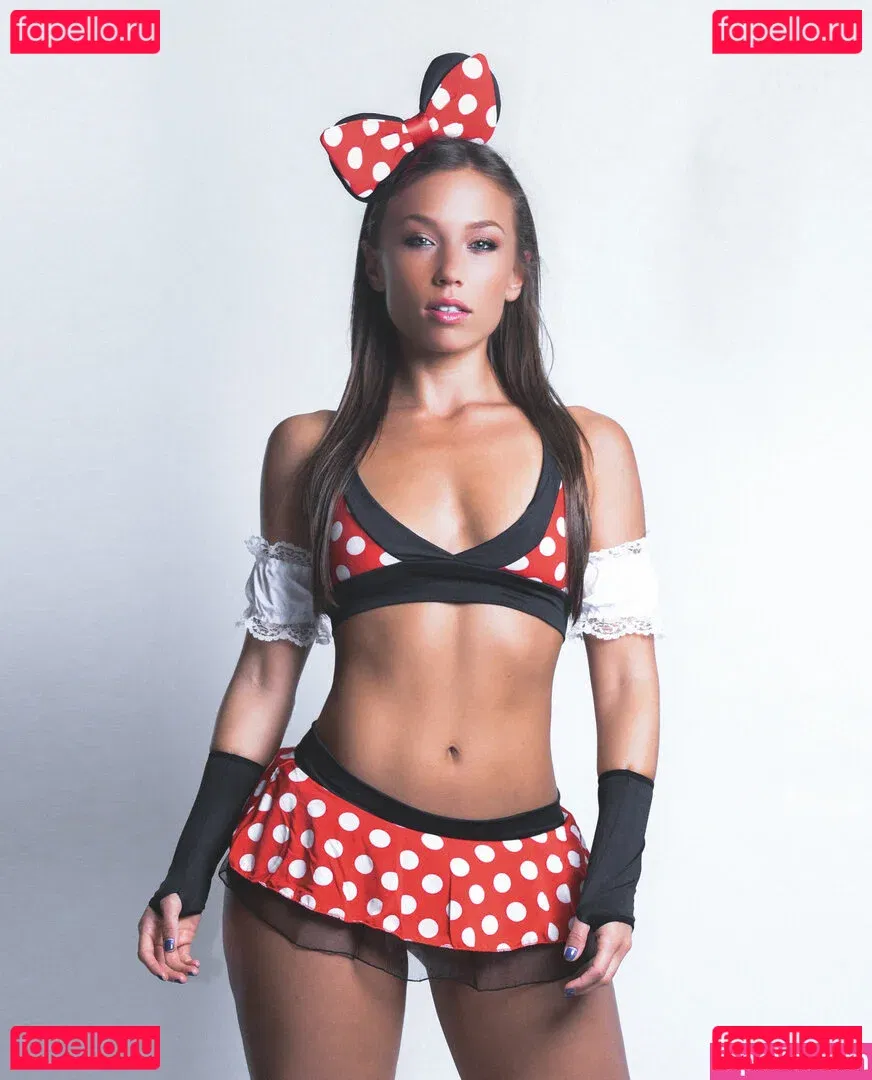 Nicole Mejia Onlyfans Photo Gallery 