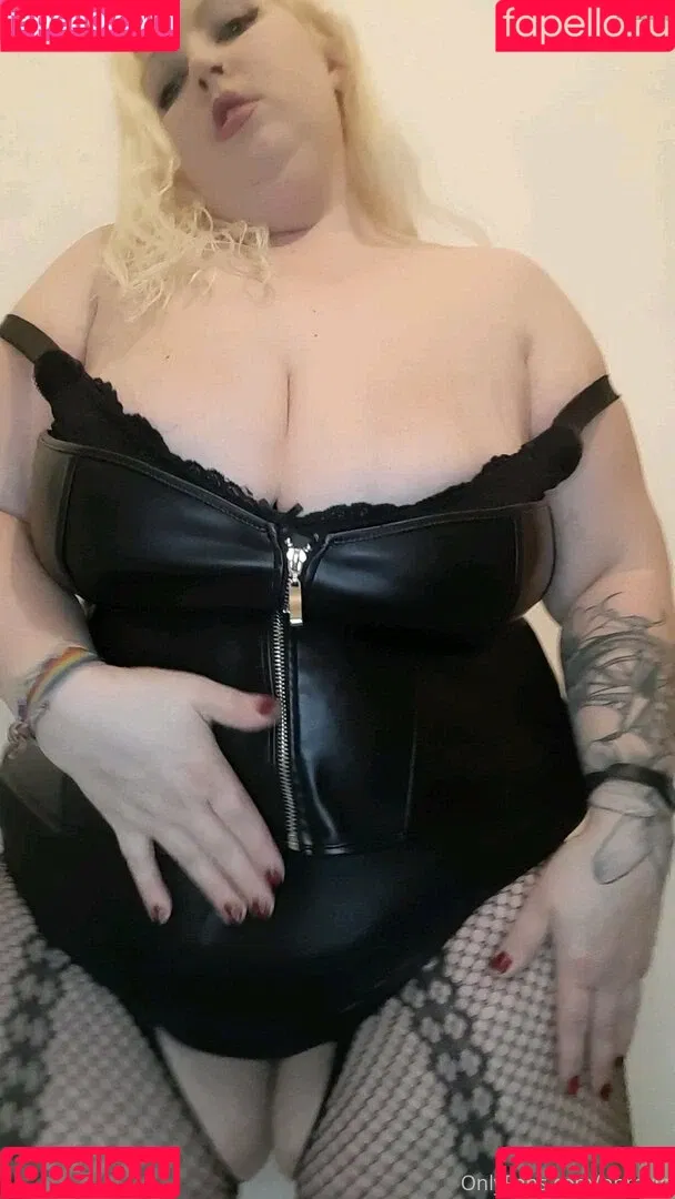 mistressmel1 Onlyfans Photo Gallery 