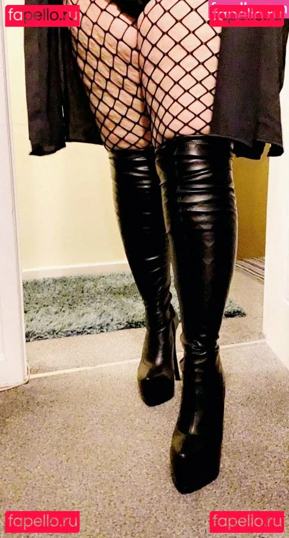 mistressmel1 Onlyfans Photo Gallery 