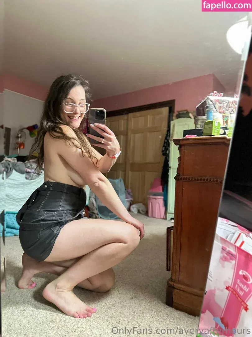 averyafterhours Onlyfans Photo Gallery 