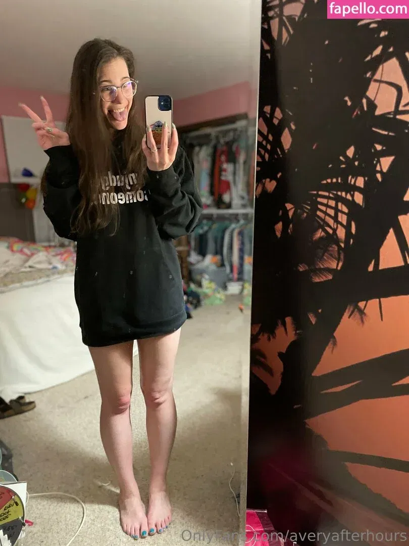 averyafterhours Onlyfans Photo Gallery 