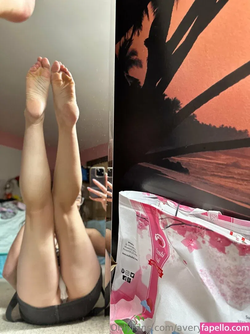 averyafterhours Onlyfans Photo Gallery 