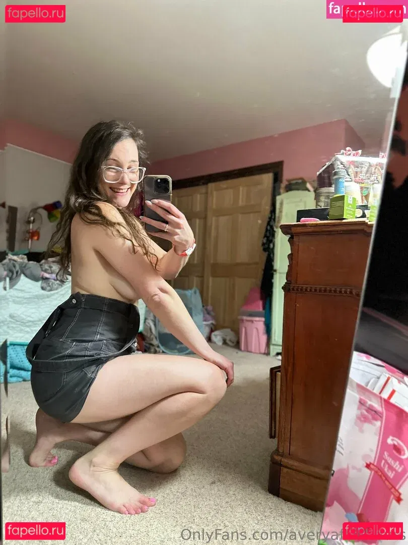 averyafterhours Onlyfans Photo Gallery 