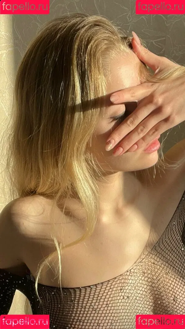 lyubovvomne Onlyfans Photo Gallery 