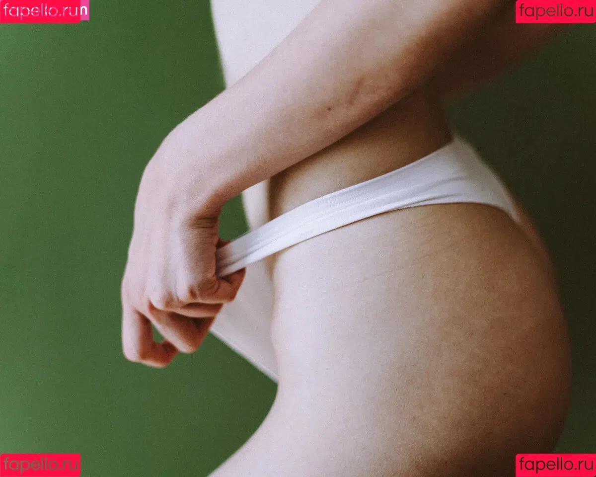 lyubovvomne Onlyfans Photo Gallery 