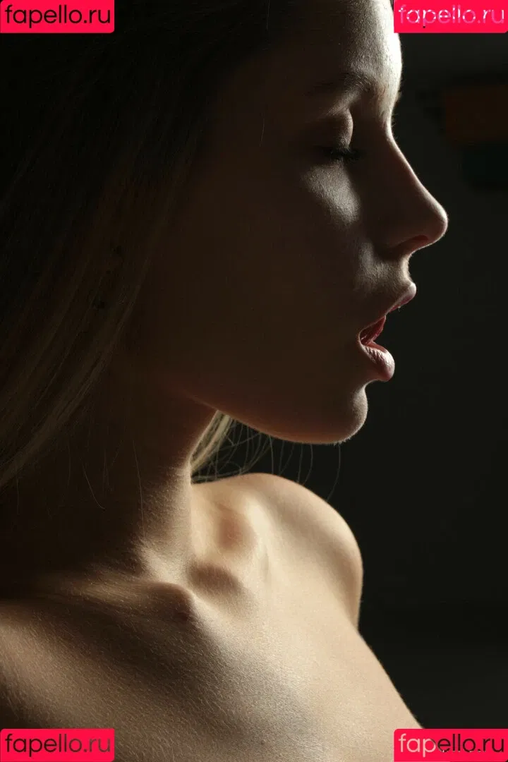 lyubovvomne Onlyfans Photo Gallery 