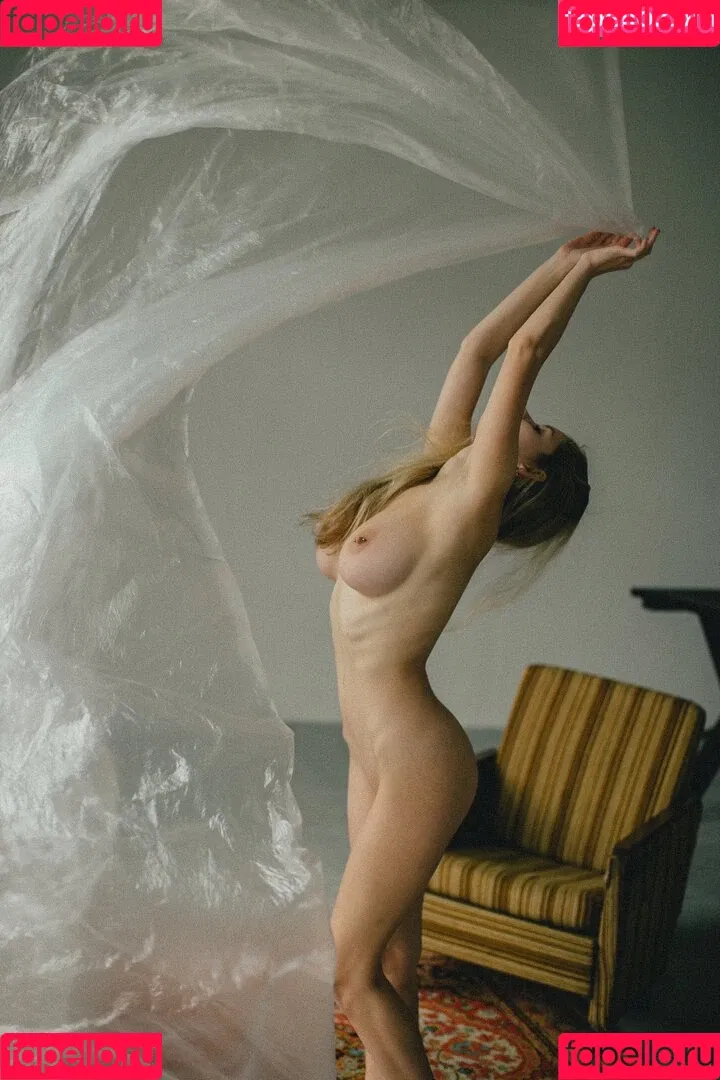 lyubovvomne Onlyfans Photo Gallery 