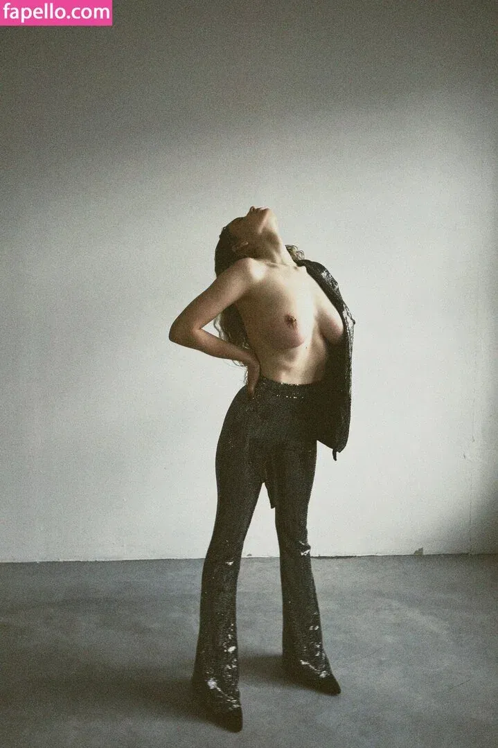 lyubovvomne Onlyfans Photo Gallery 