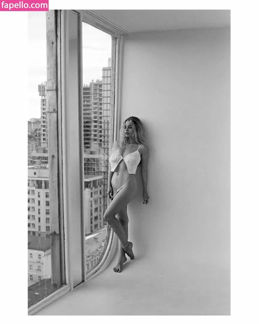 lyubovvomne Onlyfans Photo Gallery 