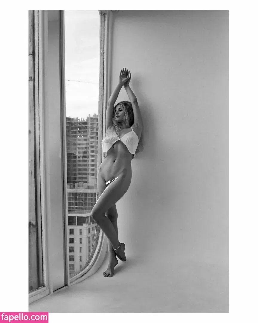 lyubovvomne Onlyfans Photo Gallery 