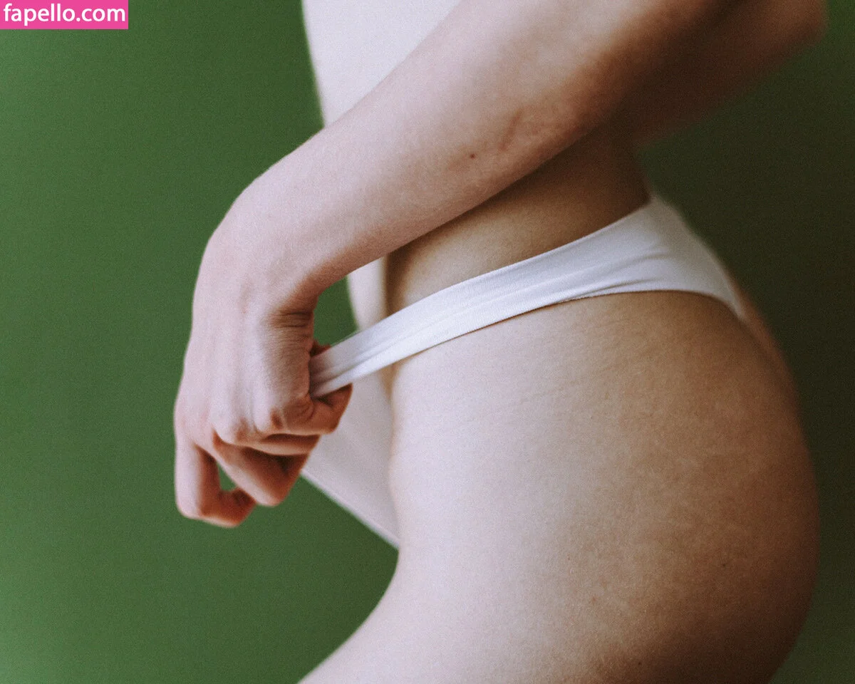 lyubovvomne Onlyfans Photo Gallery 