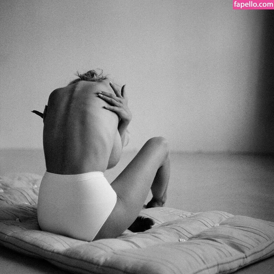 lyubovvomne Onlyfans Photo Gallery 