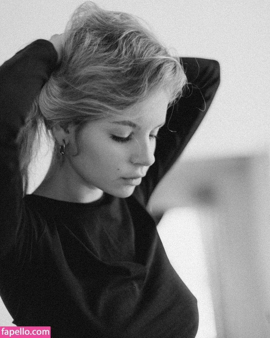 lyubovvomne Onlyfans Photo Gallery 