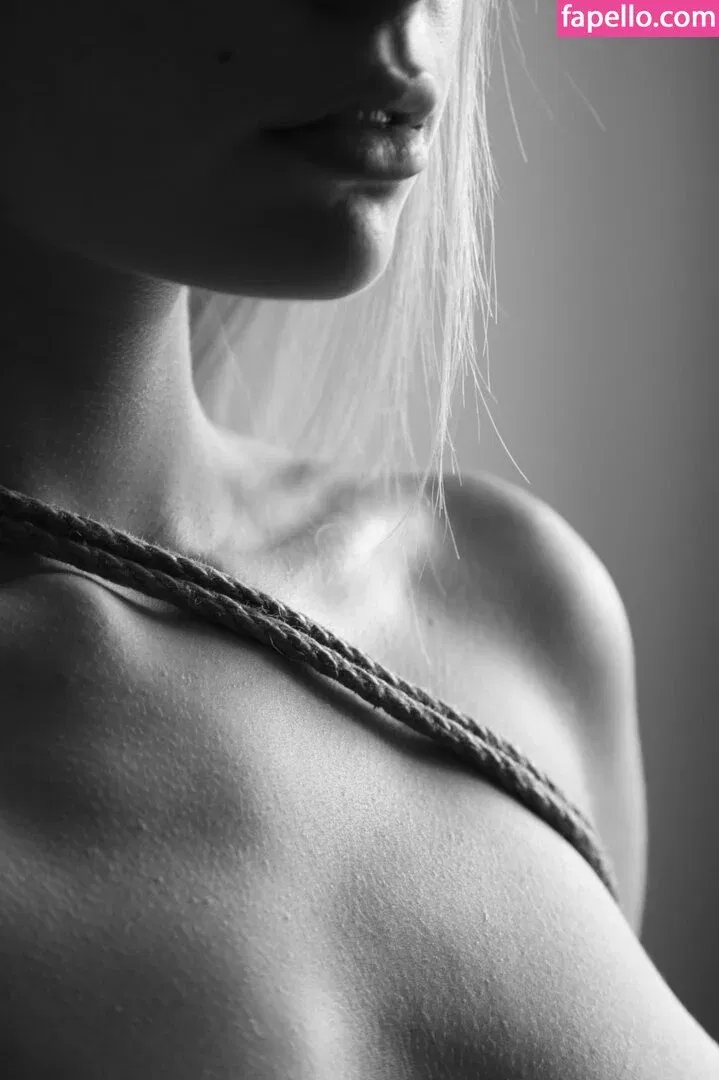 lyubovvomne Onlyfans Photo Gallery 