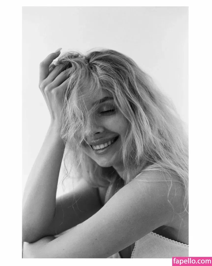 lyubovvomne Onlyfans Photo Gallery 