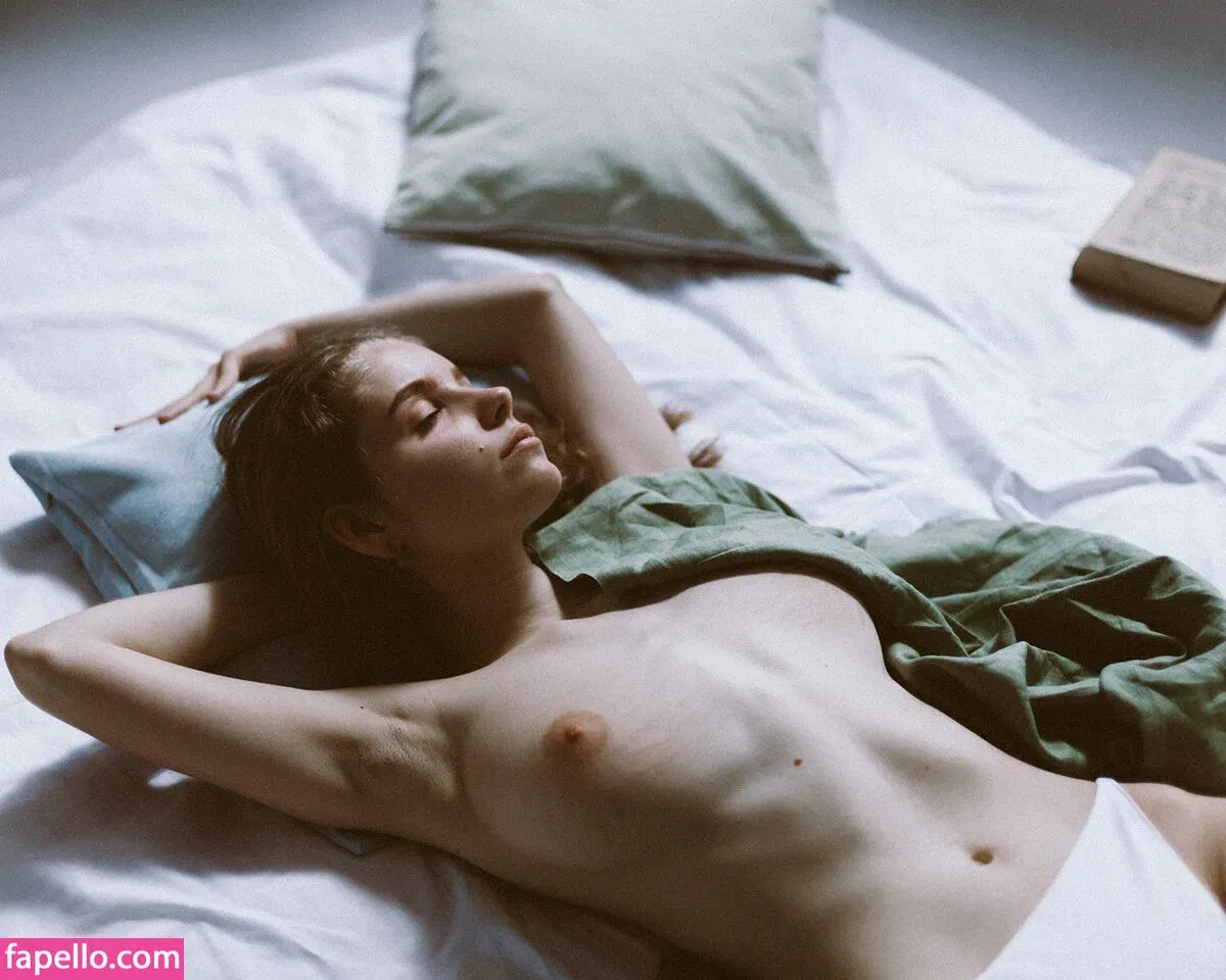 lyubovvomne Onlyfans Photo Gallery 