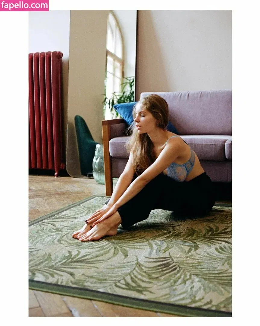 lyubovvomne Onlyfans Photo Gallery 