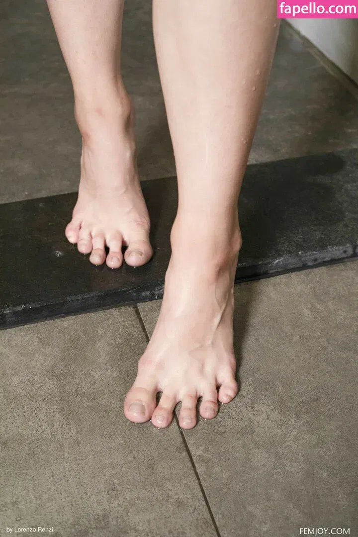 lyubovvomne Onlyfans Photo Gallery 